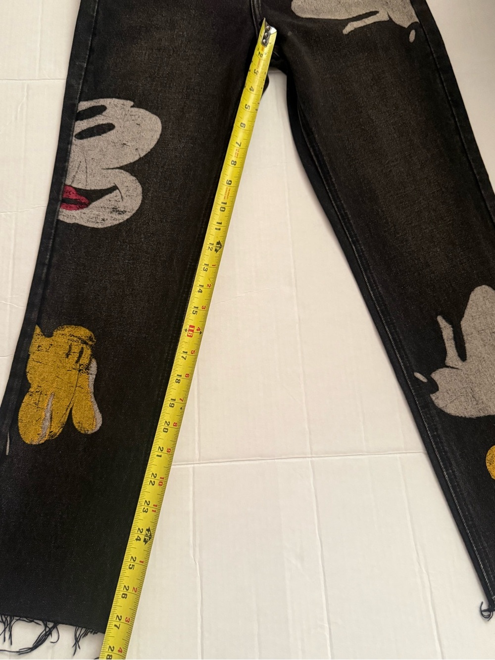 Desigual Black High-Rise Jeans with Mickey Graphic VINTAGE - Picture 4 of 8